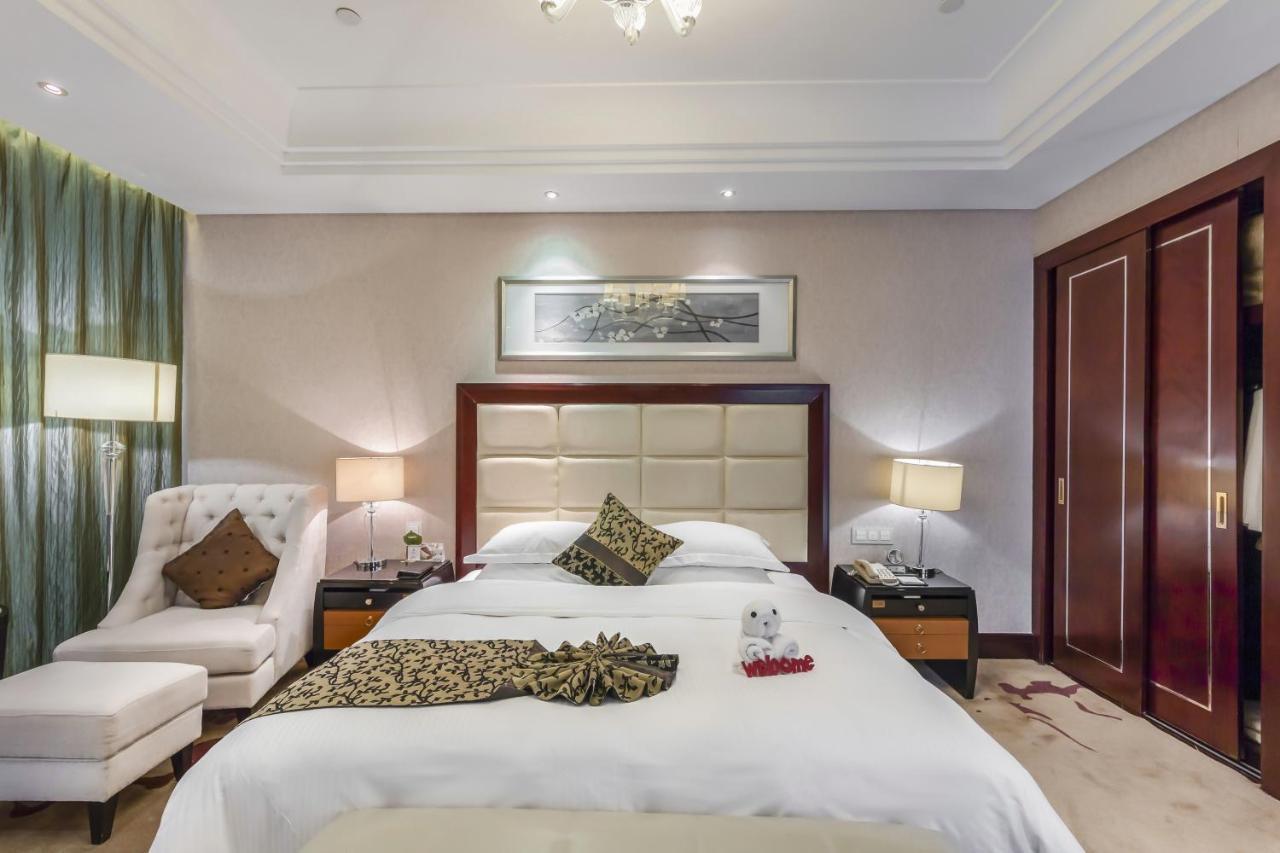 Hotel Wyndham Xinyang Downtown Exteriér fotografie