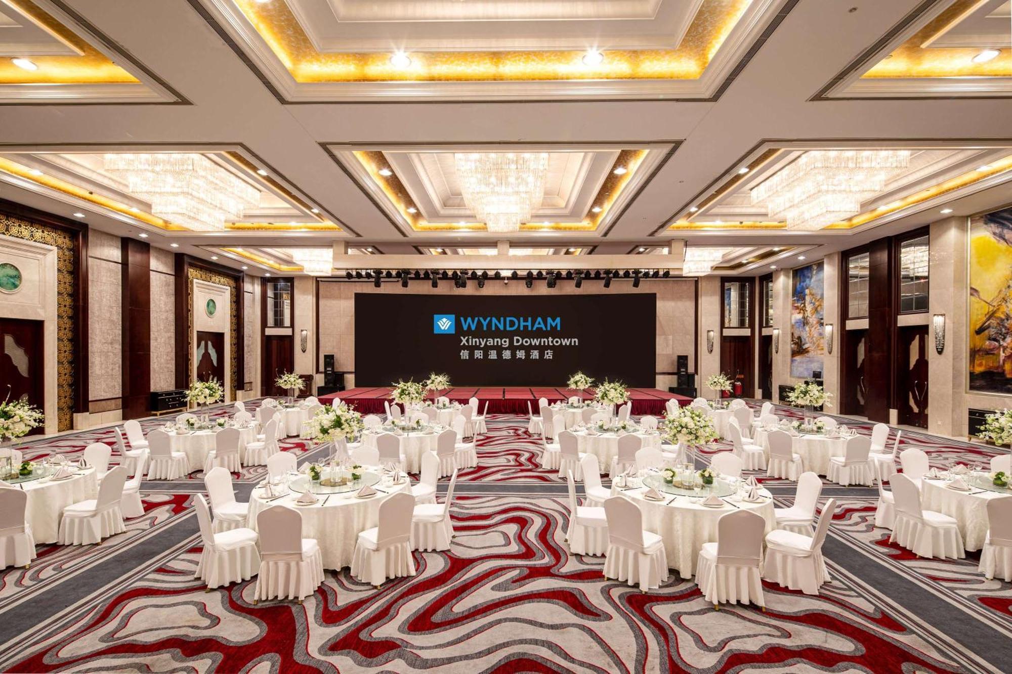 Hotel Wyndham Xinyang Downtown Exteriér fotografie